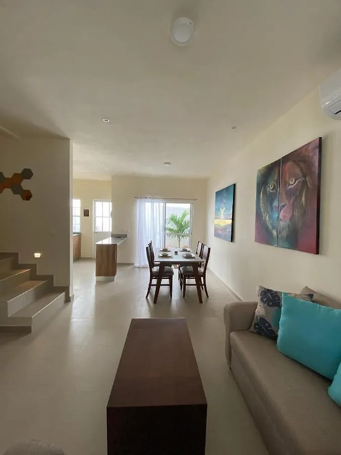 Cozy Family Vacation Home Near The Beach! Playa del Carmen