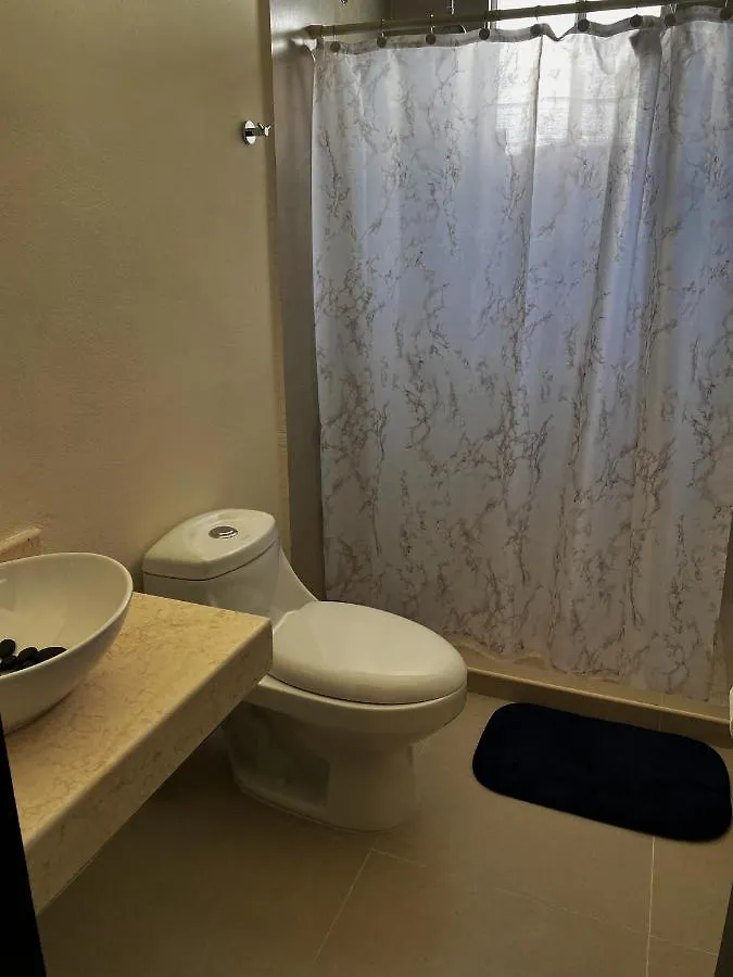 Cozy Family Vacation Home Near The Beach! Playa del Carmen Holiday home